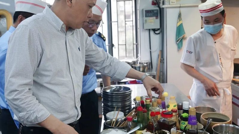 零食批发一手货源注意事项