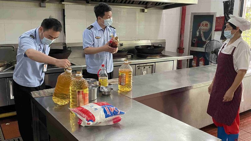 成都食品OEM代工：材质与规格标准的深度解析